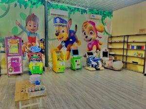 📍 Tại PLAY&FIT, các em nhỏ không chỉ được thỏa sức vui chơi với muôn vàn trò chơi hấp dẫn mà còn nhận ngay món quà dễ thương mang về 🎁.